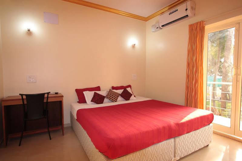 Spot On 39618 El Paso Hotel Arambol Bagian luar foto