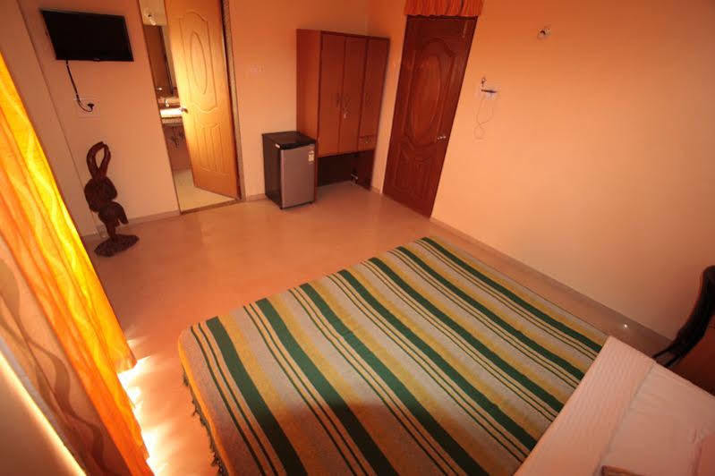 Spot On 39618 El Paso Hotel Arambol Bagian luar foto